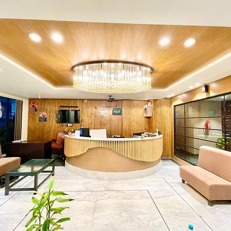 Hotel Rb International ! Puri Near-Sea-Beach-And-Temple Fully-Air-Conditioned-Hotel With-Lift-And-Card Payment Accepted-Parking-Facility, Best Hotel In Puri Exterior foto