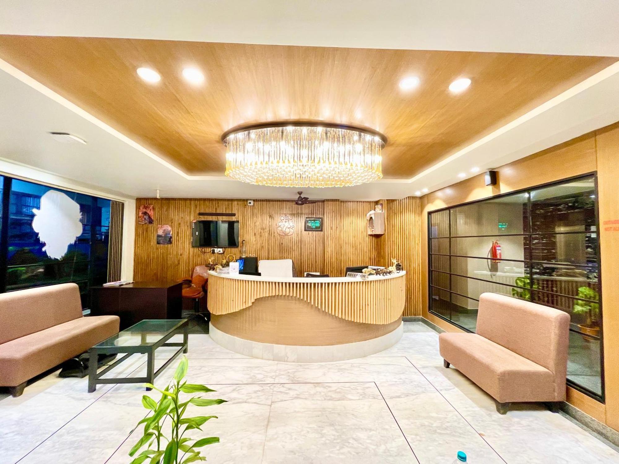 Hotel Rb International ! Puri Near-Sea-Beach-And-Temple Fully-Air-Conditioned-Hotel With-Lift-And-Card Payment Accepted-Parking-Facility, Best Hotel In Puri Exterior foto