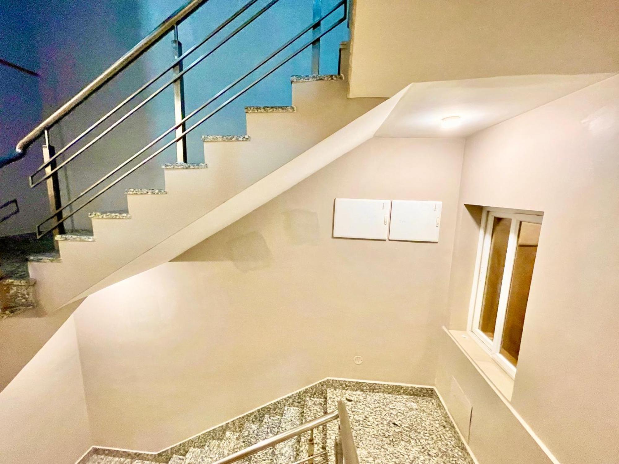 Hotel Rb International ! Puri Near-Sea-Beach-And-Temple Fully-Air-Conditioned-Hotel With-Lift-And-Card Payment Accepted-Parking-Facility, Best Hotel In Puri Exterior foto