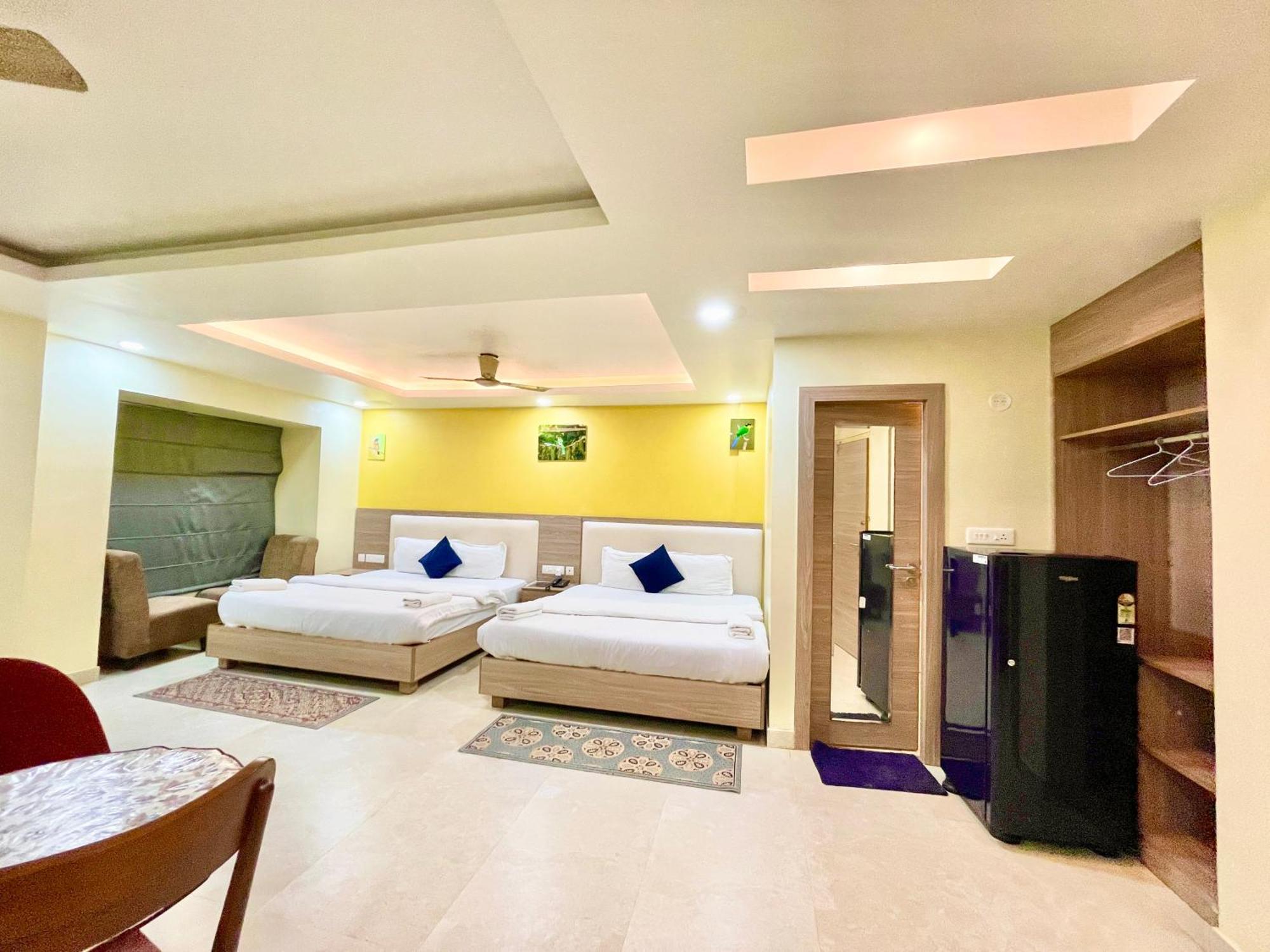 Hotel Rb International ! Puri Near-Sea-Beach-And-Temple Fully-Air-Conditioned-Hotel With-Lift-And-Card Payment Accepted-Parking-Facility, Best Hotel In Puri Exterior foto