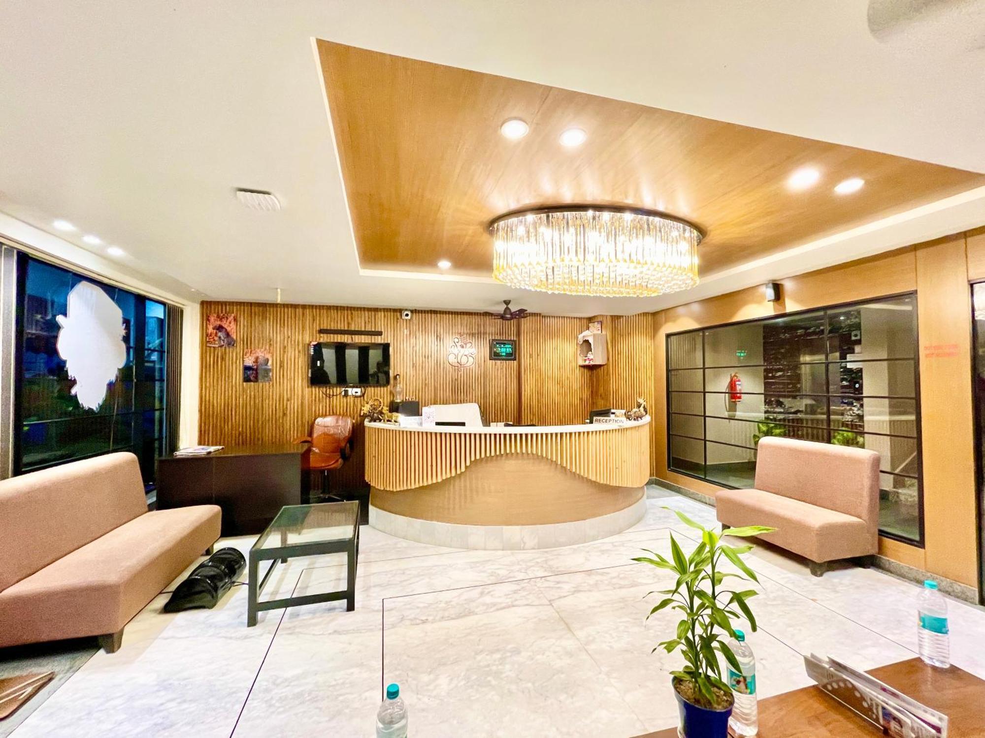 Hotel Rb International ! Puri Near-Sea-Beach-And-Temple Fully-Air-Conditioned-Hotel With-Lift-And-Card Payment Accepted-Parking-Facility, Best Hotel In Puri Exterior foto