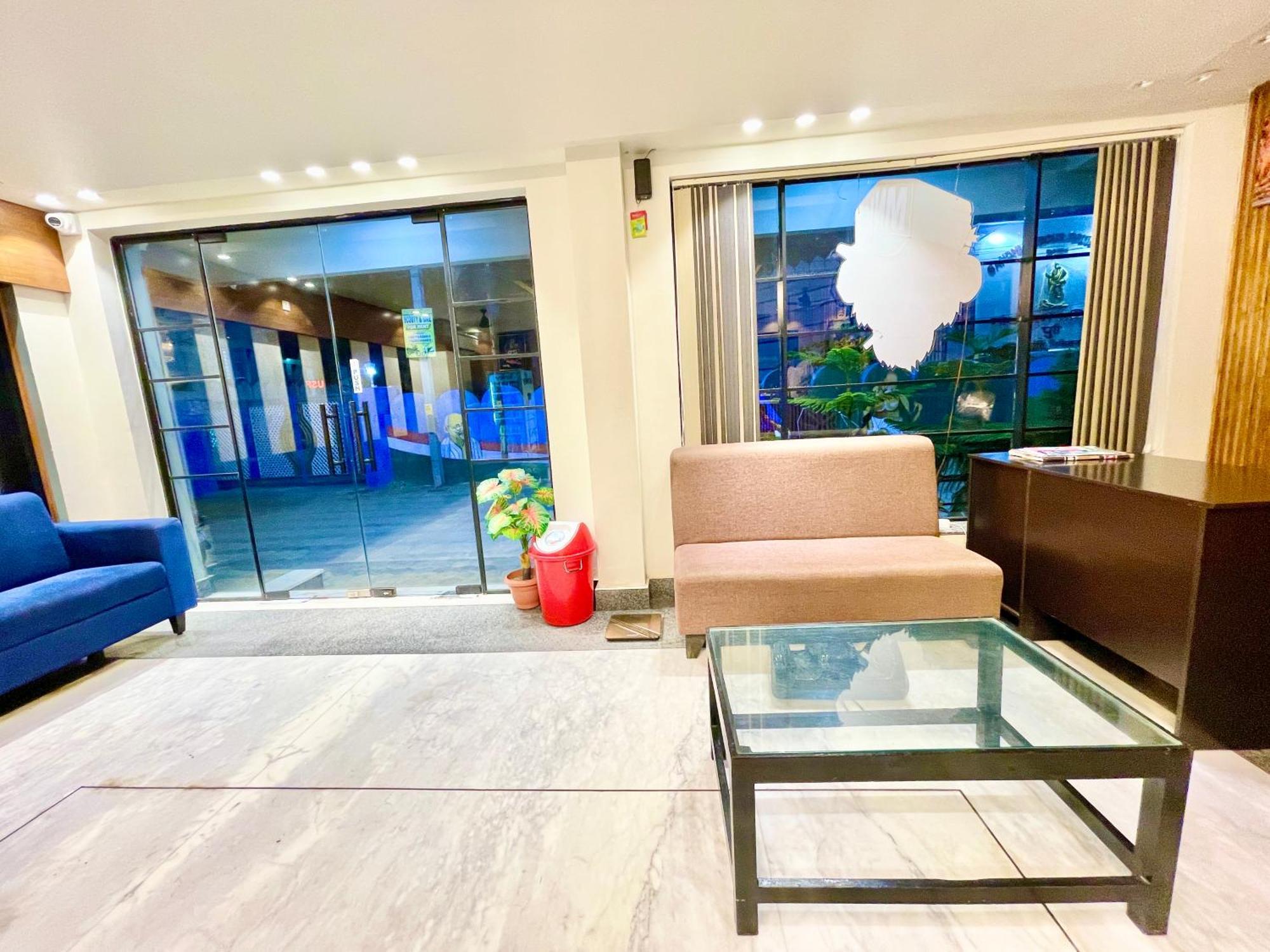 Hotel Rb International ! Puri Near-Sea-Beach-And-Temple Fully-Air-Conditioned-Hotel With-Lift-And-Card Payment Accepted-Parking-Facility, Best Hotel In Puri Exterior foto