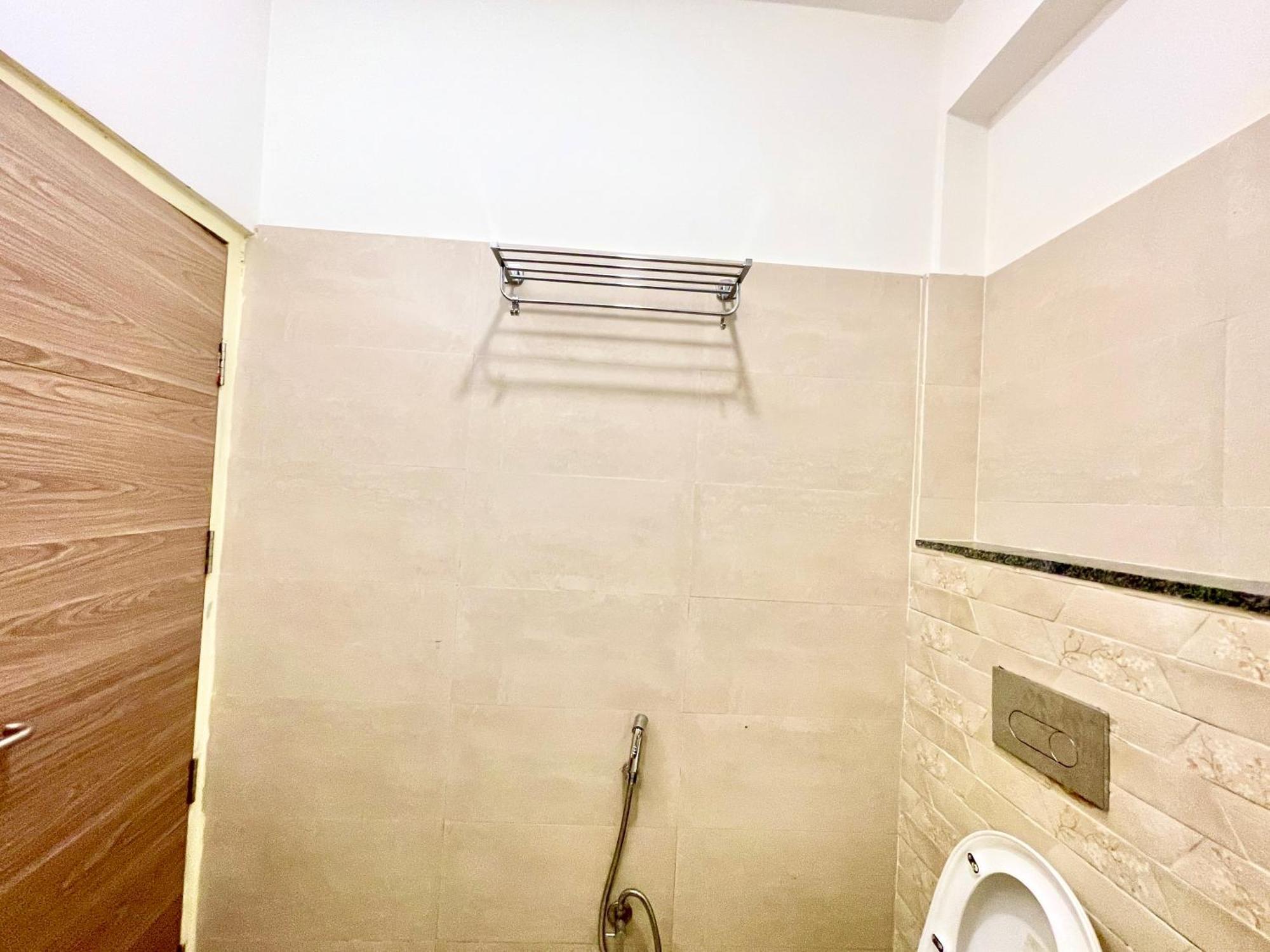 Hotel Rb International ! Puri Near-Sea-Beach-And-Temple Fully-Air-Conditioned-Hotel With-Lift-And-Card Payment Accepted-Parking-Facility, Best Hotel In Puri Exterior foto