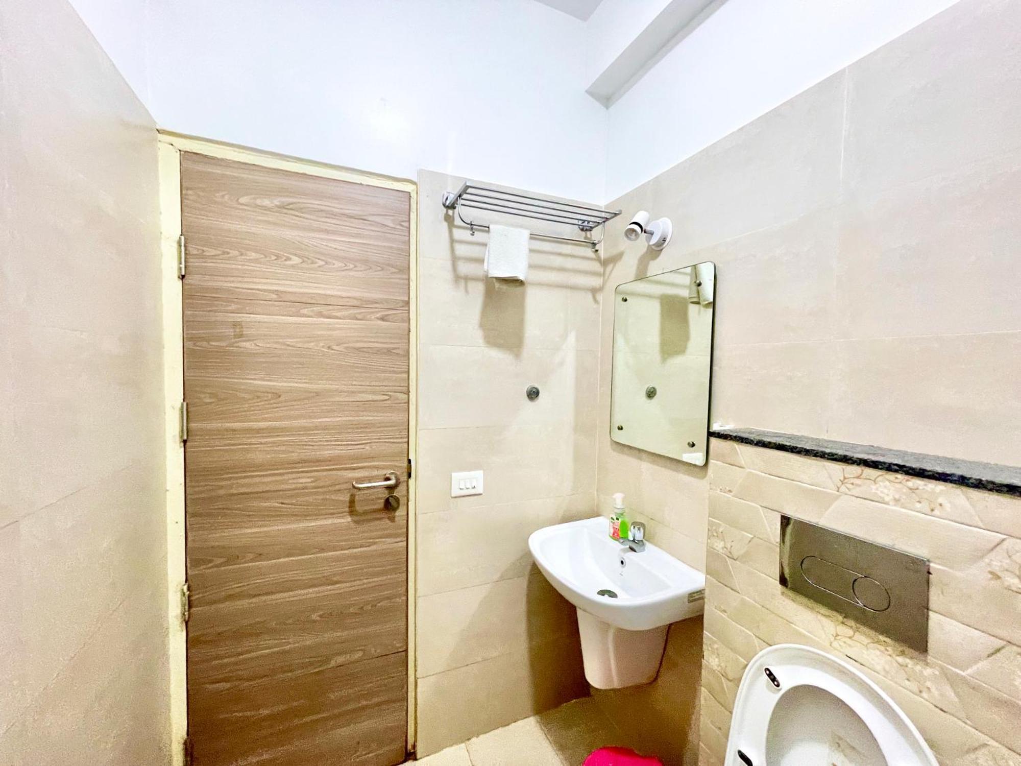Hotel Rb International ! Puri Near-Sea-Beach-And-Temple Fully-Air-Conditioned-Hotel With-Lift-And-Card Payment Accepted-Parking-Facility, Best Hotel In Puri Exterior foto