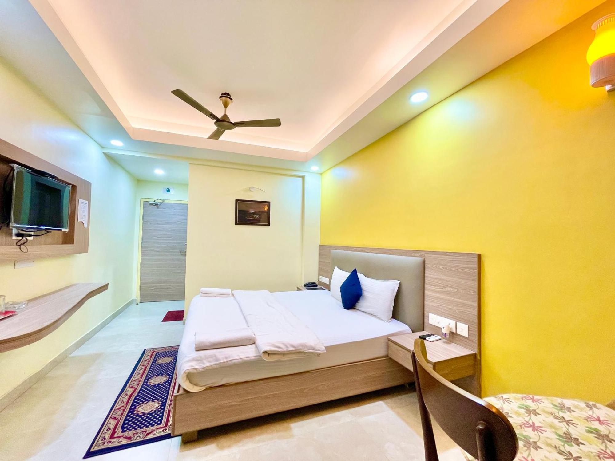 Hotel Rb International ! Puri Near-Sea-Beach-And-Temple Fully-Air-Conditioned-Hotel With-Lift-And-Card Payment Accepted-Parking-Facility, Best Hotel In Puri Exterior foto