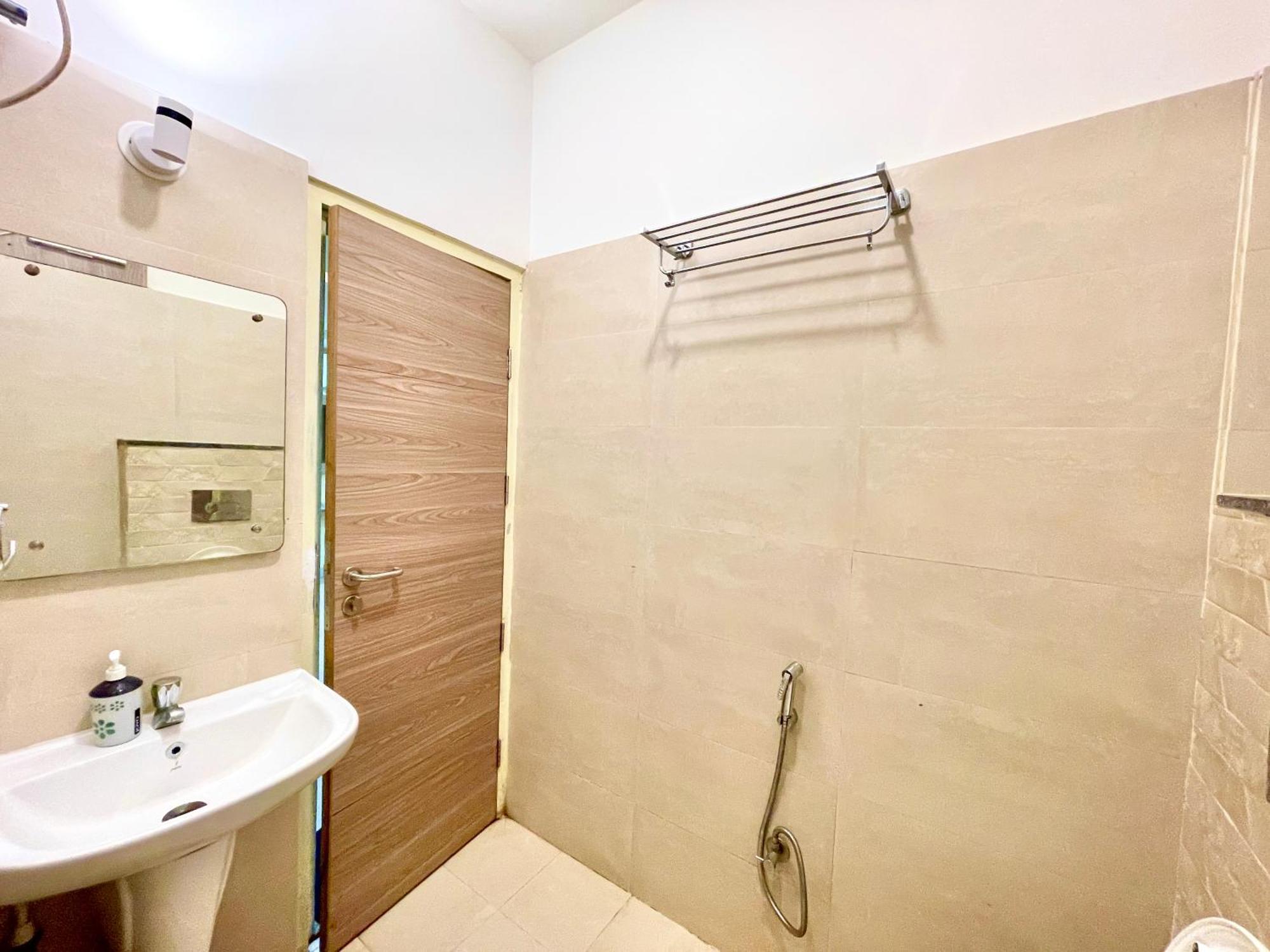 Hotel Rb International ! Puri Near-Sea-Beach-And-Temple Fully-Air-Conditioned-Hotel With-Lift-And-Card Payment Accepted-Parking-Facility, Best Hotel In Puri Exterior foto