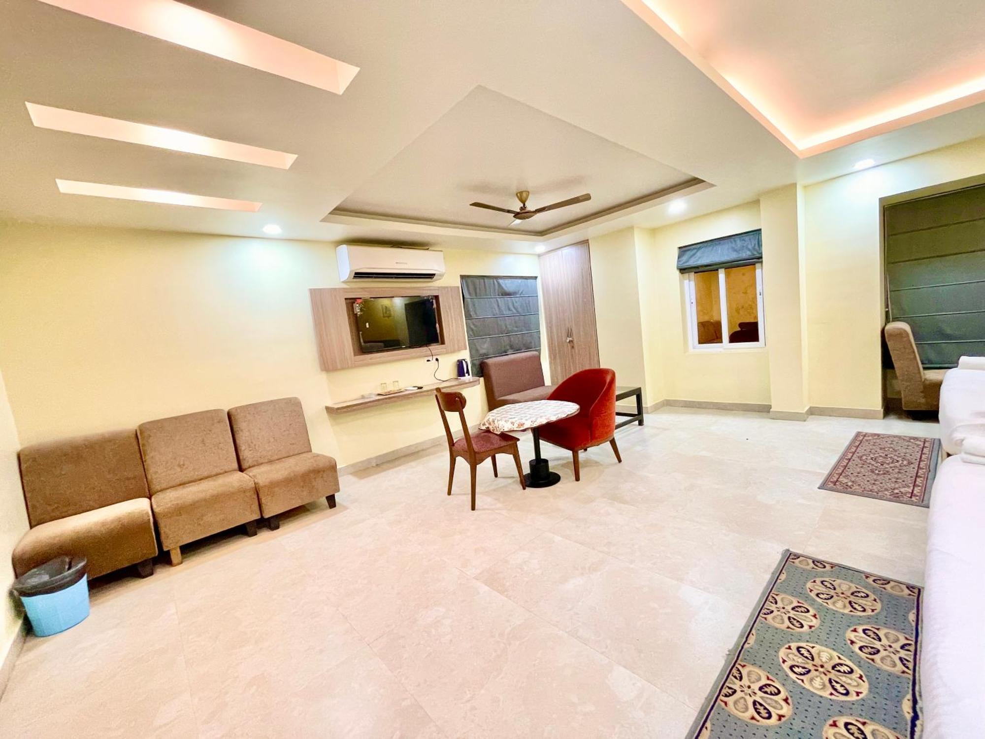Hotel Rb International ! Puri Near-Sea-Beach-And-Temple Fully-Air-Conditioned-Hotel With-Lift-And-Card Payment Accepted-Parking-Facility, Best Hotel In Puri Exterior foto